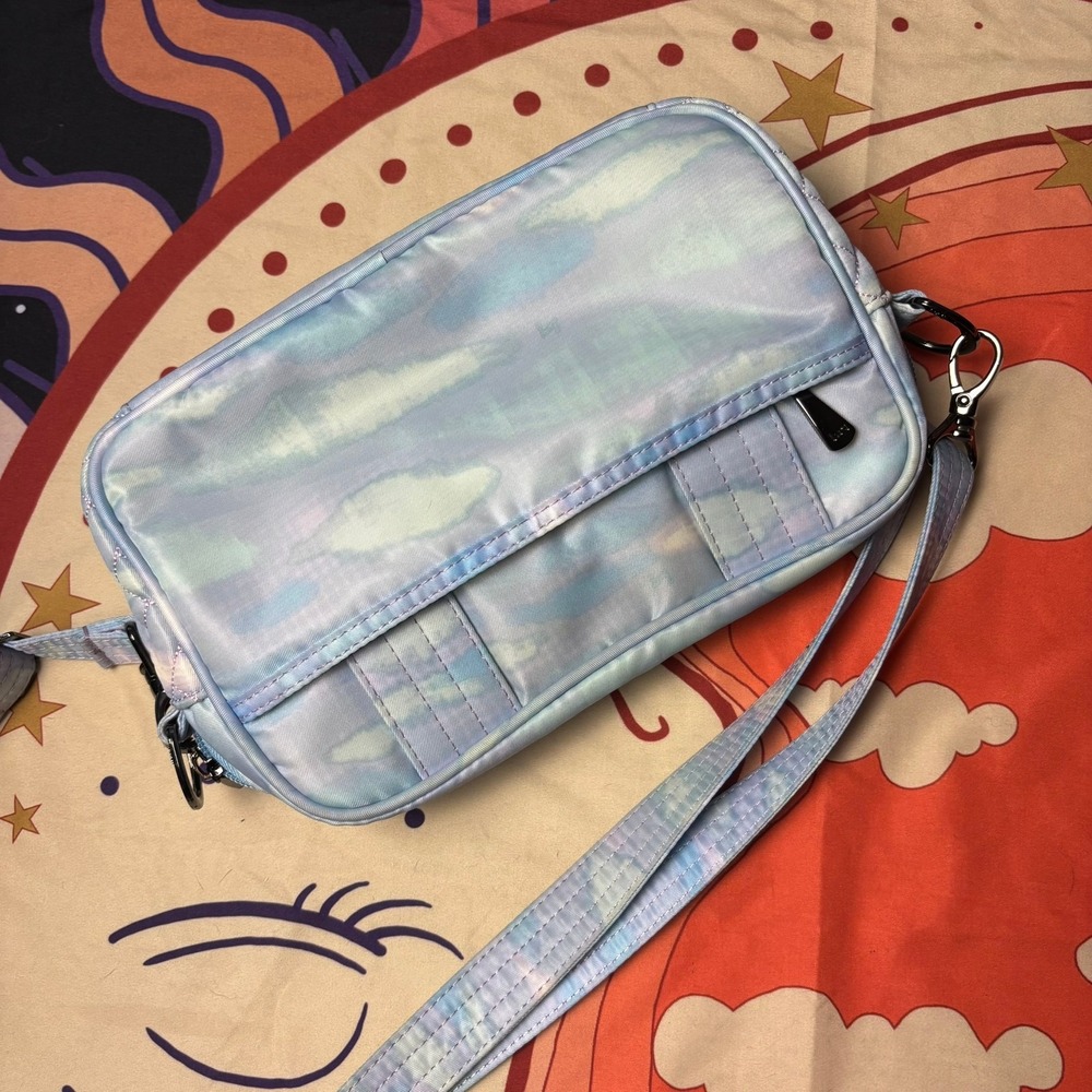 Lug Carousel Crossbody Bag Pastel Mystic Seaglass RFID Quilted Shoulder Bag Blue - Picture 4 of 16